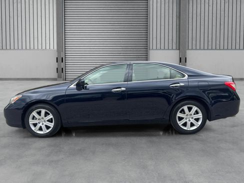Used 2009 Lexus ES 350 FWD image 2