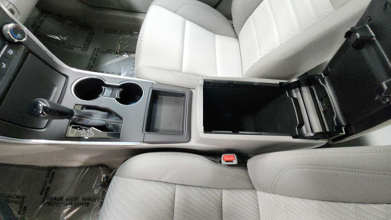 Certified 2016 Toyota Camry LE FWD image 22