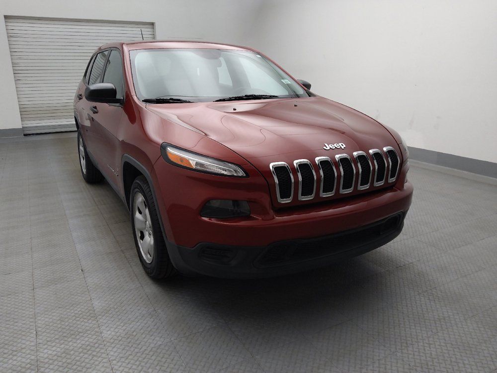 Used 2017 Jeep Cherokee Sport FWD image 14