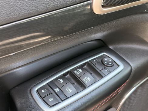 Used 2016 Jeep Grand Cherokee Laredo 75th Anniversary RWD image 18