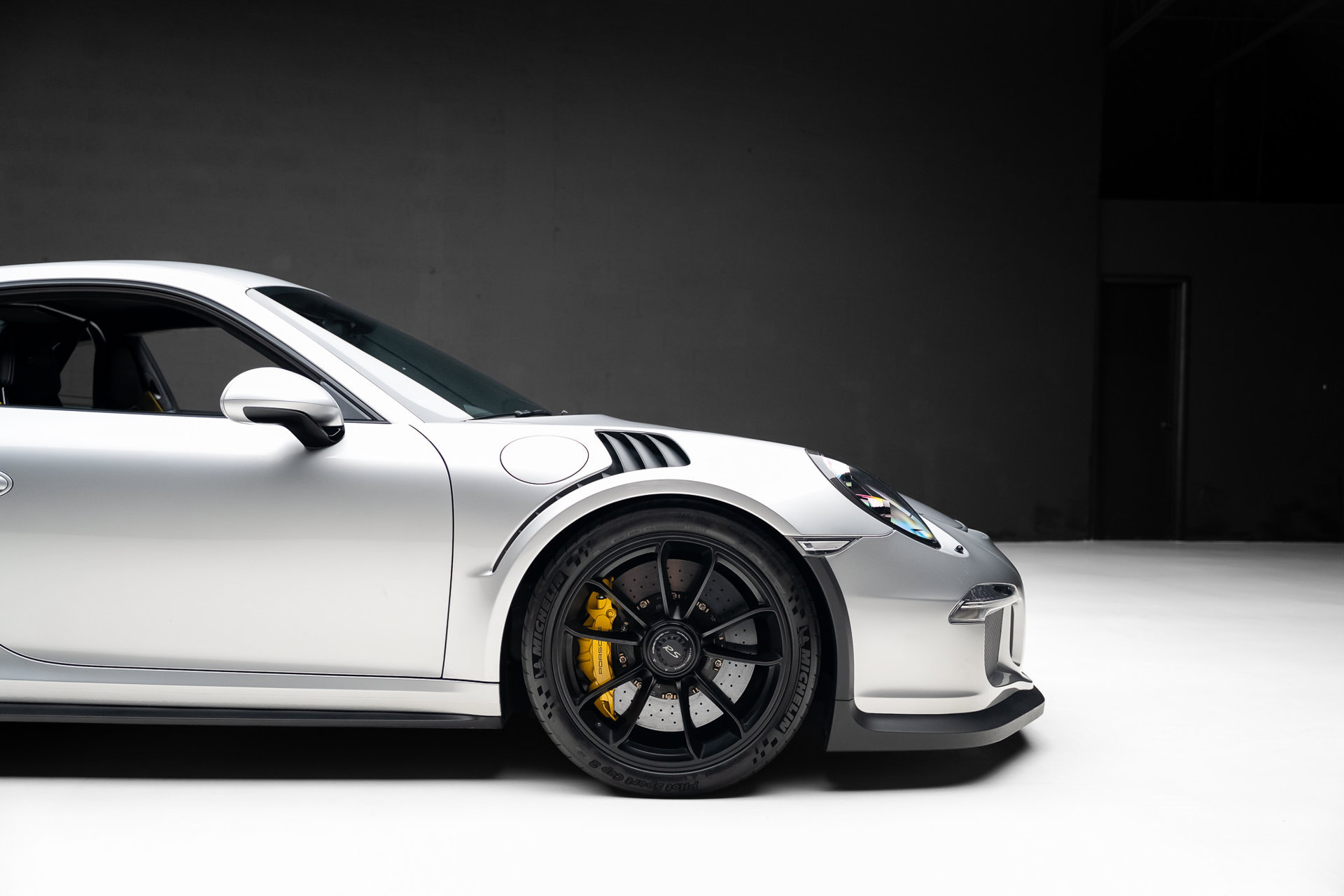 Used 2016 Porsche 911 GT3 RS RWD image 38