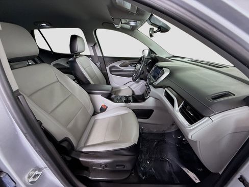 Used 2022 GMC Terrain SLT image 29