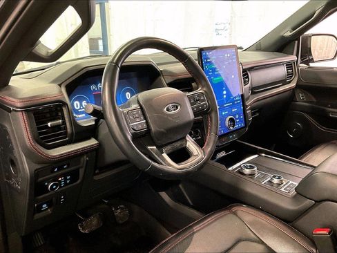 Certified 2022 Ford Expedition Max Limited image 12