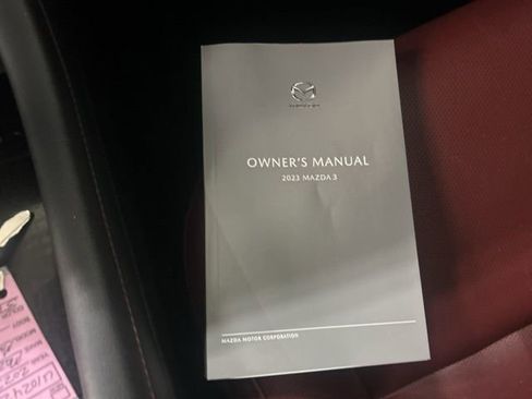 Used 2023 MAZDA MAZDA3 s image 30