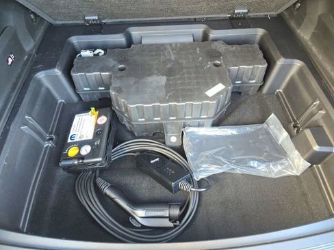 Used 2024 Jeep Wagoneer Launch Edition image 32