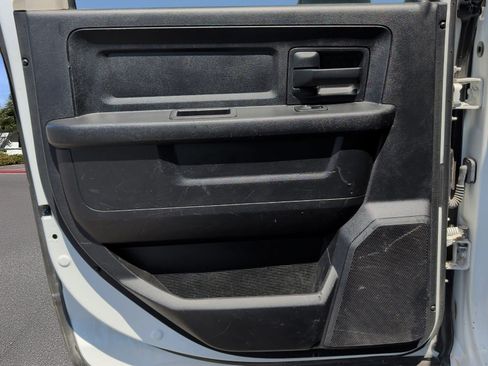 Used 2018 RAM 5500 Tradesman AWD/4WD image 20