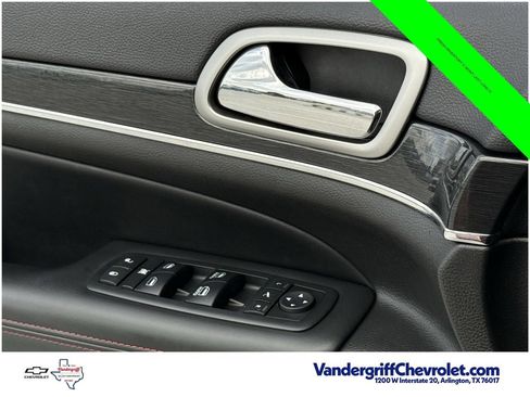 Used 2017 Jeep Grand Cherokee Trailhawk w/ Trailhawk Luxury Group AWD/4WD image 20