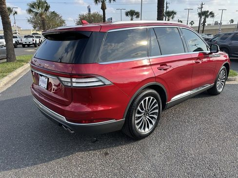 Used 2020 Lincoln Aviator Reserve w/ Elements Package Plus image 6
