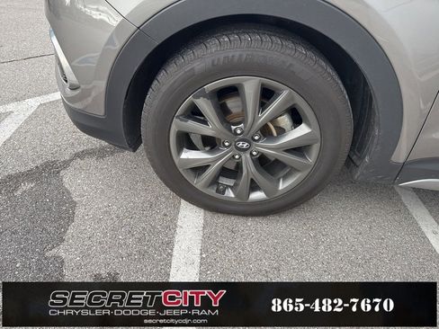 Used 2018 Hyundai Santa Fe Sport image 23