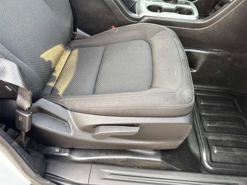 Used 2022 Chevrolet Colorado LT w/ Fleet Safety Package image 29