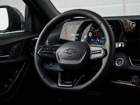 New 2026 Chevrolet Equinox RS w/ Convenience Package III image 15