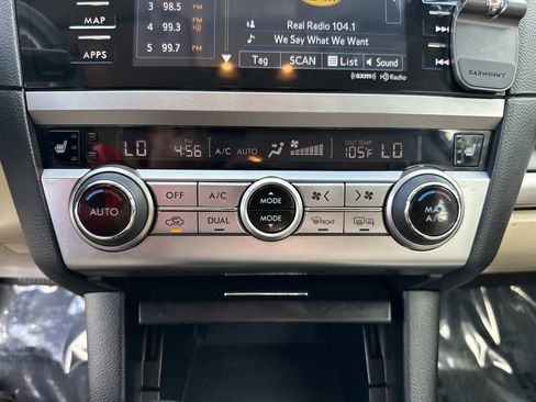 Used 2017 Subaru Legacy 2.5i Limited AWD/4WD image 33