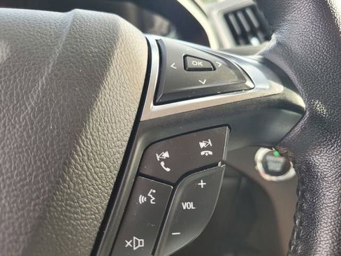 Certified 2023 Ford Edge SEL image 26