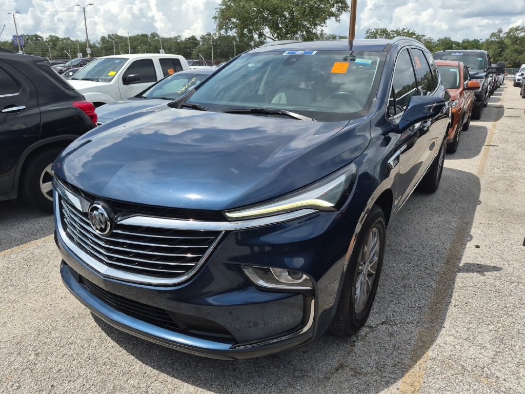 Used 2024 Buick Enclave Essence w/ Technology Package FWD image 1