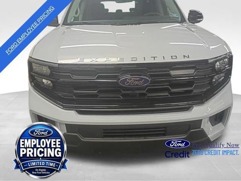 New 2026 Ford Expedition Active AWD/4WD image 5