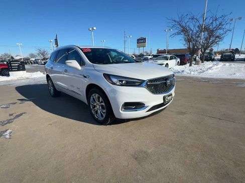 Used 2020 Buick Enclave Avenir w/ Avenir Technology Package image 2