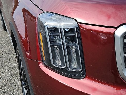 Used 2023 Kia Telluride S w/ S Sunroof Package image 10