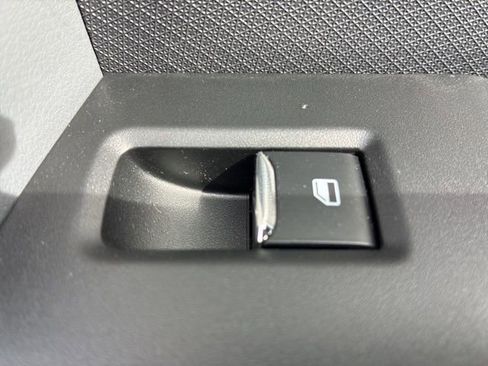 New 2025 Ford F150 XLT w/ Equipment Group 301A Standard image 28