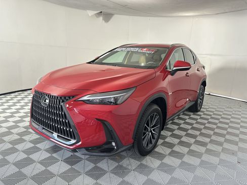 Used 2023 Lexus NX 250 FWD w/ Towing Package (2000 Lbs) image 4