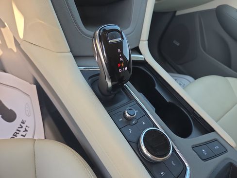Used 2021 Cadillac XT5 Premium Luxury FWD image 22