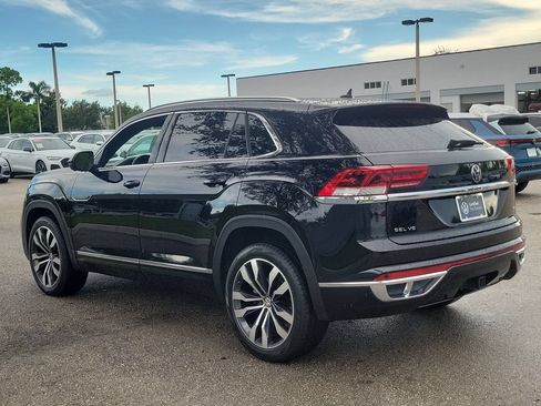 Certified 2023 Volkswagen Atlas Cross Sport SEL Premium R-Line AWD/4WD image 7