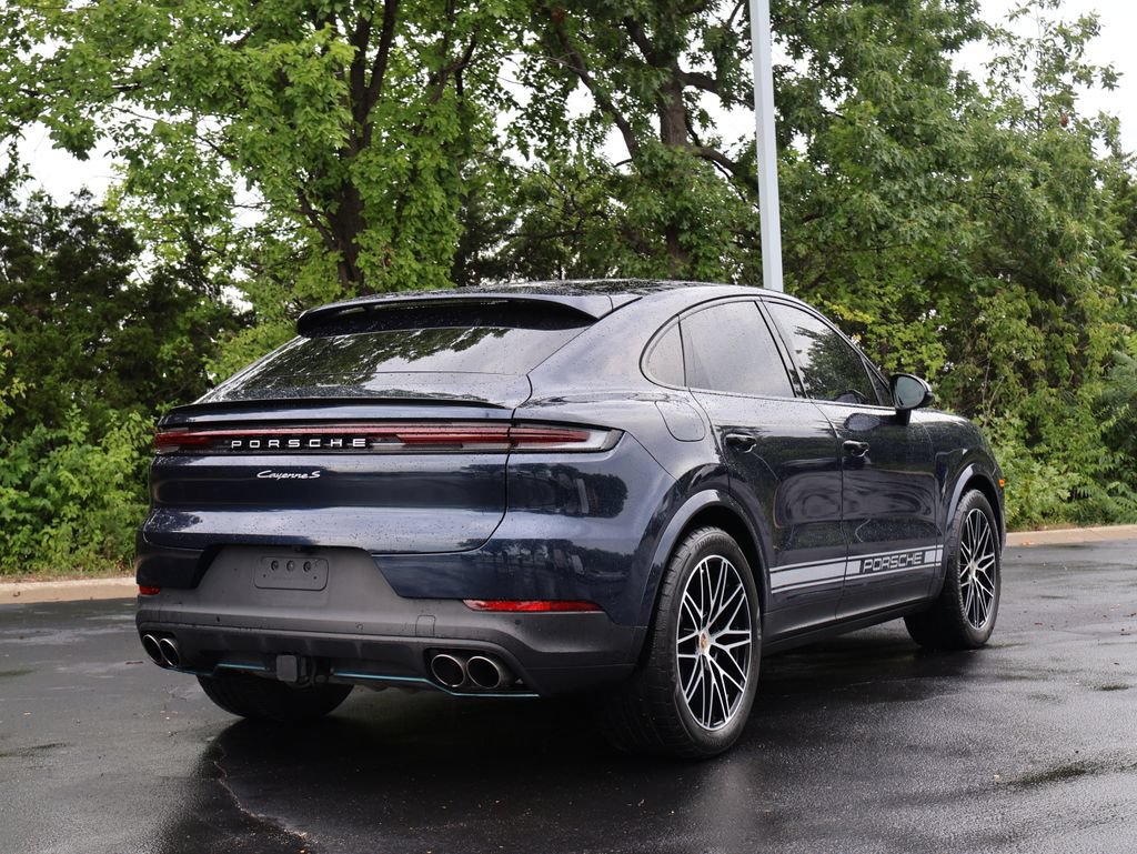 Certified 2024 Porsche Cayenne S AWD/4WD image 8