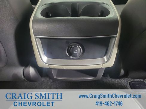 Used 2024 Kia Carnival LX image 17