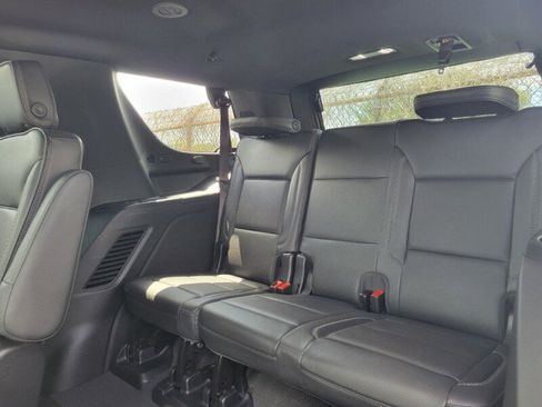 Used 2025 GMC Yukon Denali AWD/4WD image 25