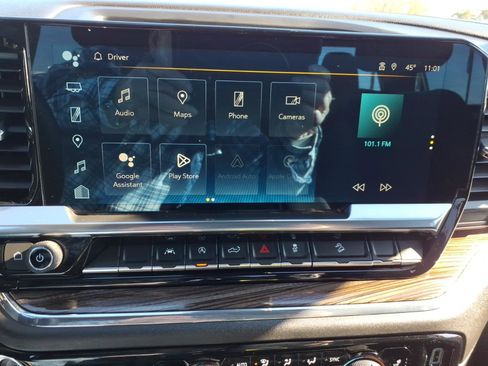 Used 2023 Chevrolet Silverado 1500 RST w/ Z71 Off-Road Package image 17