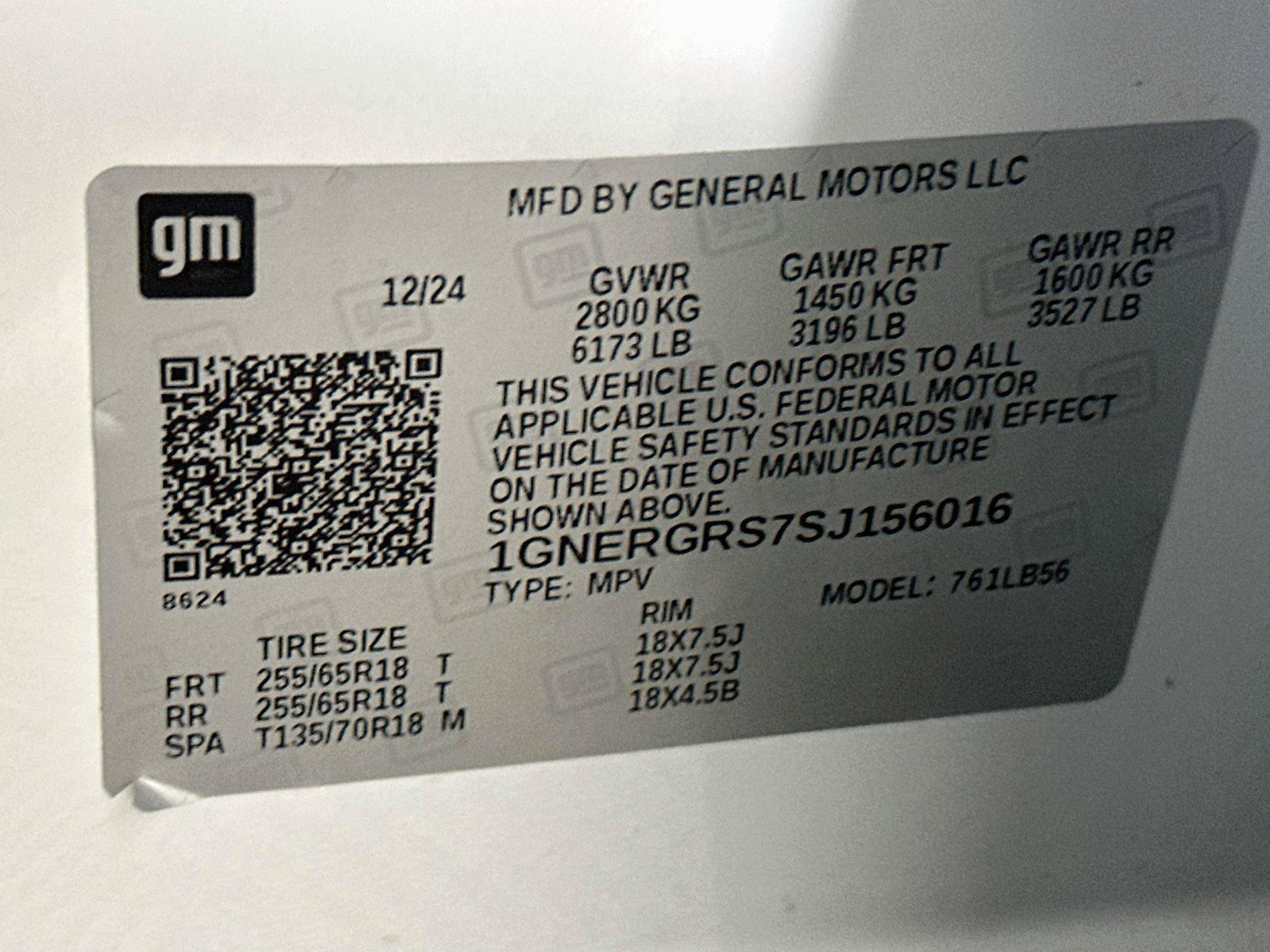 Used 2025 Chevrolet Traverse LT FWD image 12