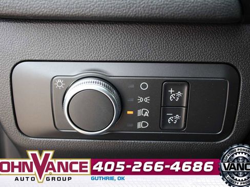Used 2020 Ford Escape SE FWD image 32