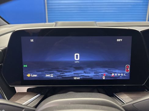 New 2026 Chevrolet Suburban Z71 w/ Comfort Package AWD/4WD image 18