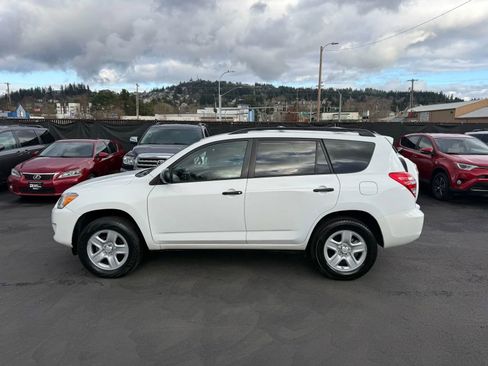 Used 2011 Toyota RAV4 2WD w/ Base L4 Extra Value Pkg image 7
