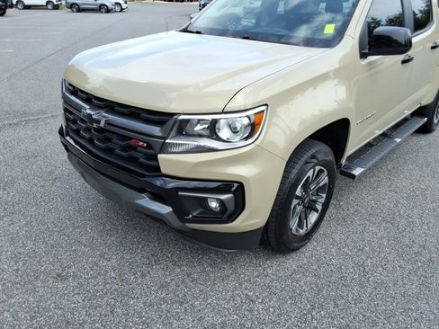 Certified 2022 Chevrolet Colorado Z71 AWD/4WD image 9