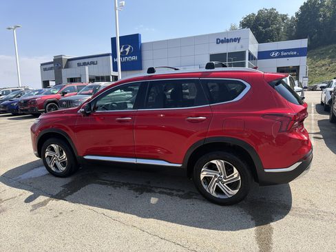 Used 2022 Hyundai Santa Fe SEL w/ Convenience + Premium Package AWD/4WD image 10