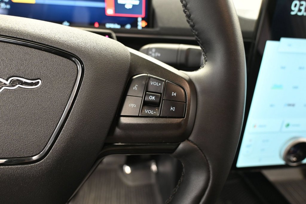 Used 2025 Ford Mustang Mach-E Select w/ Interior Protection Package AWD/4WD image 22