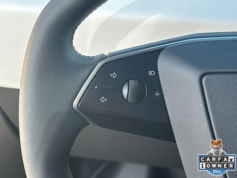 Used 2024 Tesla Cybertruck AWD Crew Cab image 24