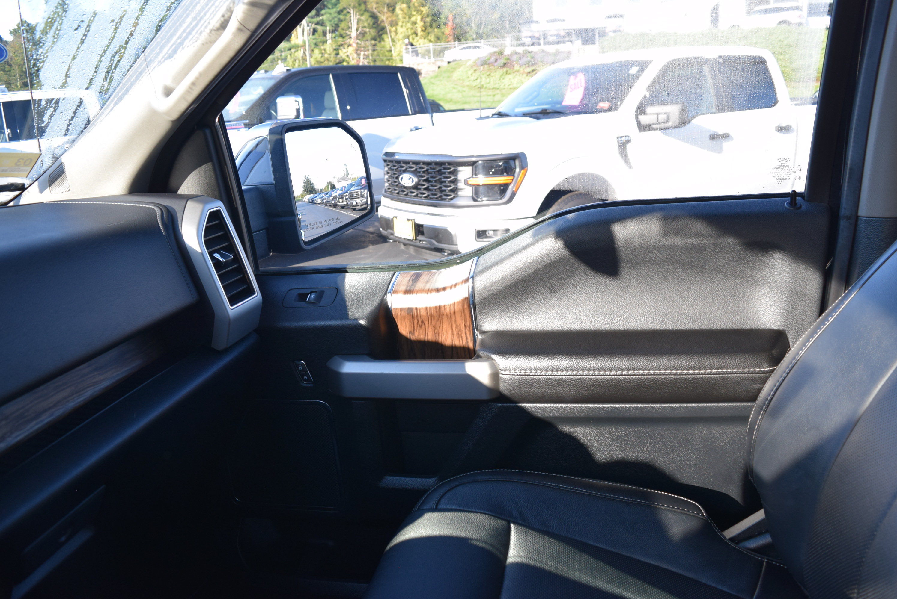 Used 2020 Ford F150 Lariat w/ Equipment Group 502A Luxury AWD/4WD image 21