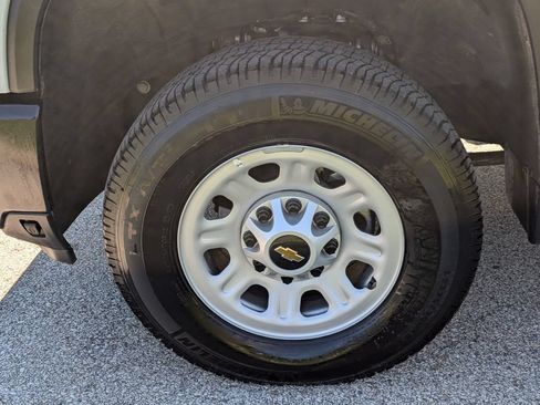 Used 2025 Chevrolet Silverado 3500 W/T w/ Snow Plow Prep/Camper Package AWD/4WD image 26