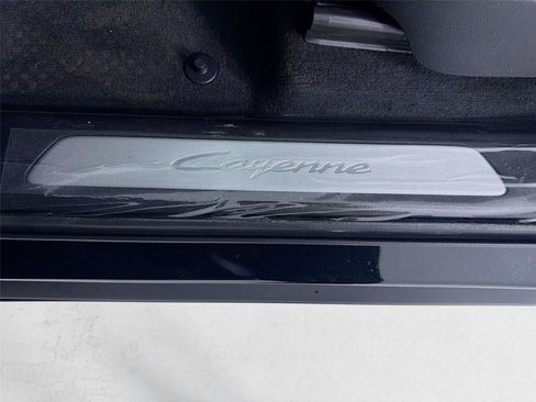New 2026 Porsche Cayenne Coupe AWD/4WD image 10