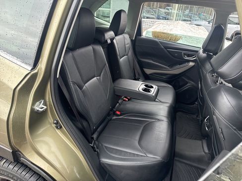 Used 2023 Subaru Forester Limited image 23