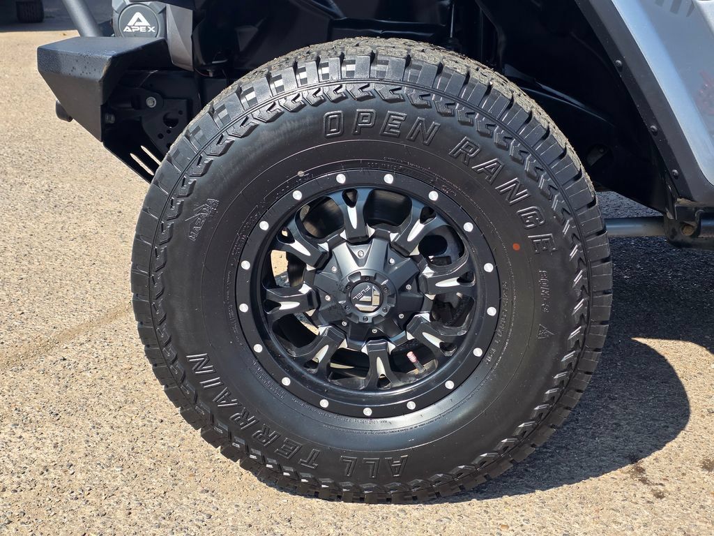 Used 2020 Jeep Wrangler Unlimited Rubicon w/ LED Lighting Group AWD/4WD image 36