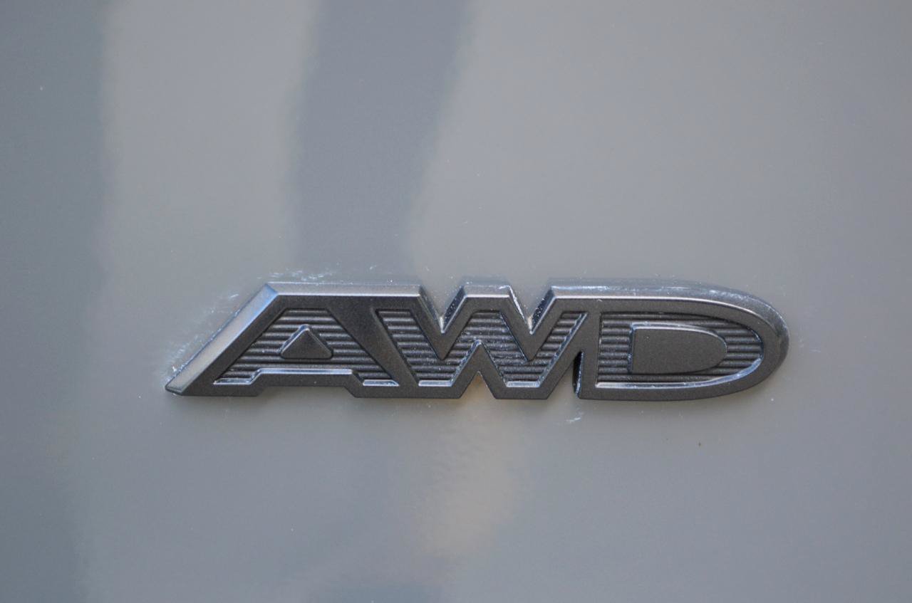 Used 2023 Chrysler Pacifica Touring-L w/ S Appearance Package AWD/4WD image 35