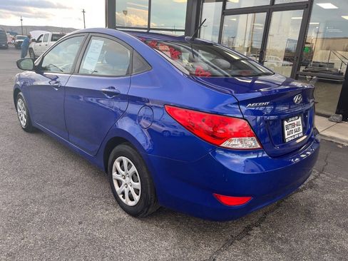 Used 2012 Hyundai Accent GLS image 4