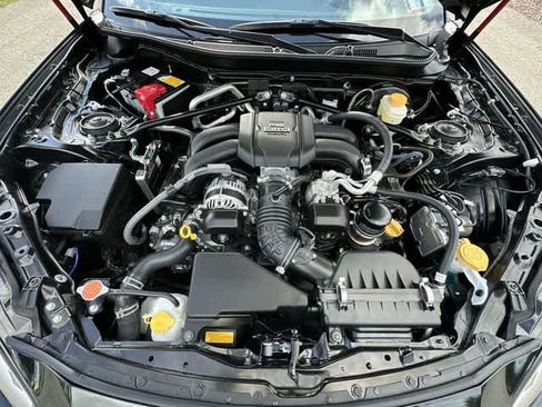 Used 2026 Toyota GR86 Premium w/ ALL Weather Mat Package (TMS) RWD image 25