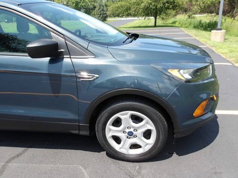 Used 2019 Ford Escape S FWD image 27