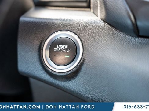 Used 2024 GMC Terrain Denali AWD/4WD image 15