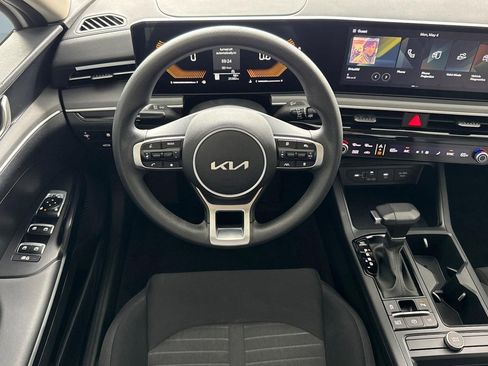 Used 2025 Kia K5 LXS FWD image 26