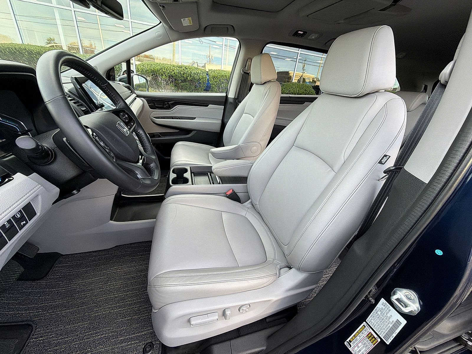 Used 2023 Honda Odyssey Touring image 19