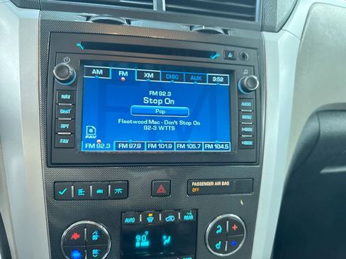 Used 2012 Chevrolet Traverse LTZ image 22